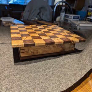 B001 - Chess/Checker Board