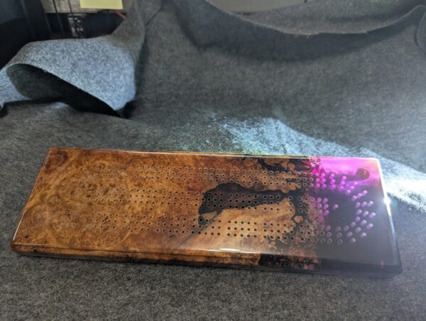 CB025 - Silver Maple Burl 3 Player Cribbage Board