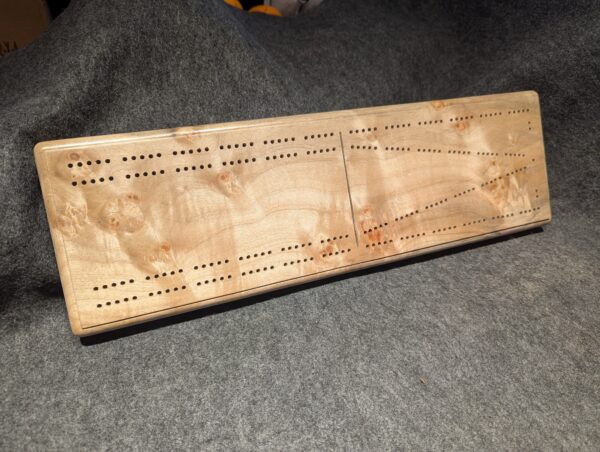 TCB026  Silver Maple Tournament Style Cribbage Board
